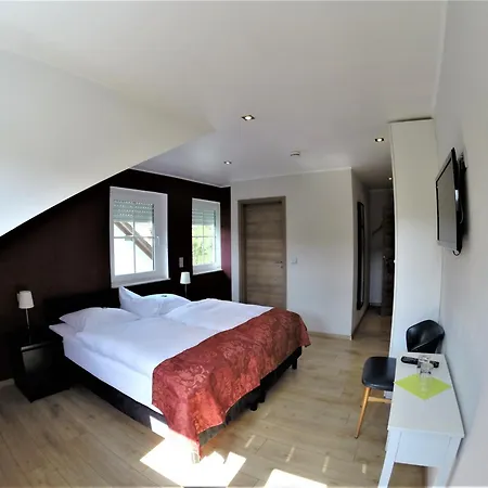 Hotell Landgasthof Ralinger Hof 3*
