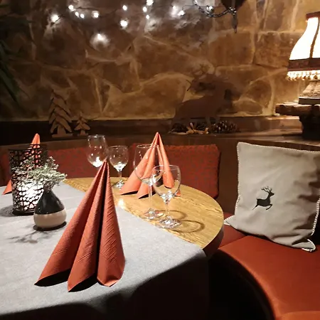 מלון Landgasthof Ralinger Hof 3*